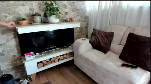 Engracia online show from July 7, 2026, 1:37 pm