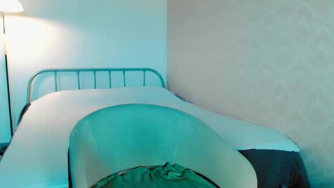 Anna online show from September 27, 2025, 4:50 am