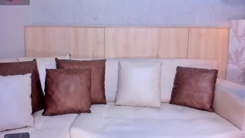   online show from February 4, 2025, 12:11 pm