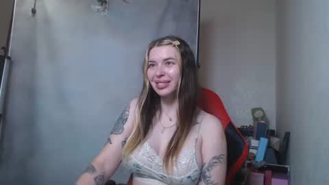 Snapshot of maryh0tlove chatting on July 8, 2026, 11:04 am maryh0tlove online show from July 8, 2026, 11:04 am