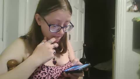 maryjaneflowers online show from December 7, 2024, 11:07 am