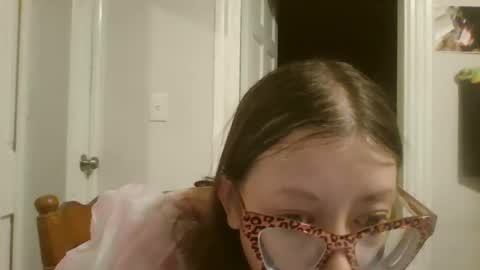 maryjaneflowers online show from December 16, 2024, 10:29 am