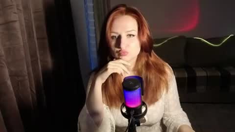 Snapshot of maryleesa chatting on July 19, 2026, 6:44 pm SirenVictoria online show from July 19, 2026, 6:44 pm
