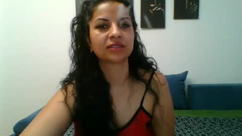 Snapshot of marylinglorry chatting on July 29, 2026, 11:19 am marylinglorry online show from July 29, 2026, 11:19 am