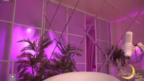 Mary online show from February 9, 2025, 9:39 pm