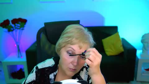 marymogan online show from October 9, 2025, 8:12 am