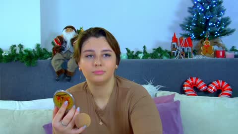 MaryMurrays online show from December 27, 2024, 9:00 pm