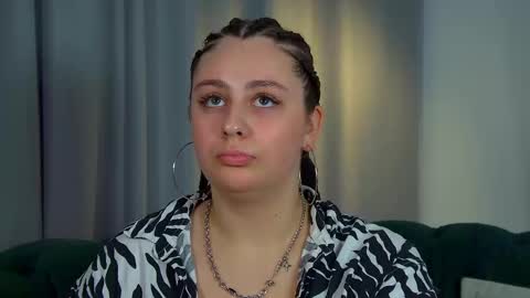 MaryMurrays online show from November 26, 2025, 7:09 am