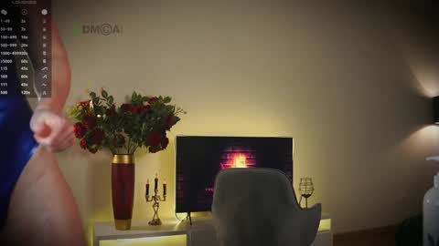 maryssaa_ online show from December 28, 2024, 9:09 am