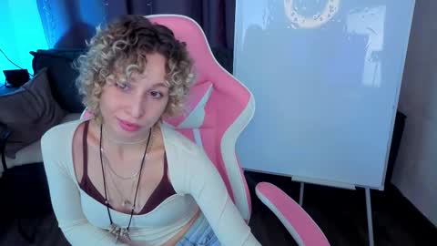 Mary online show from November 10, 2025, 12:04 pm