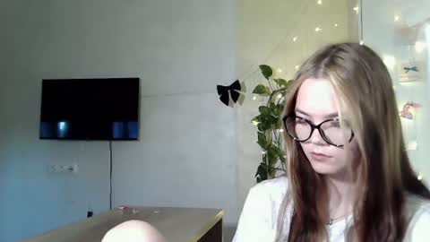 Nessa online show from June 18, 2026, 1:15 pm
