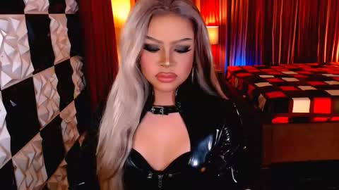 Snapshot of masarapkahitwalang_sauce18 chatting on December 20, 2025, 10:06 pm VALE online show from December 20, 2025, 10:06 pm