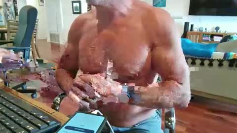 Snapshot of mascmuscle49 chatting on December 3, 2025, 6:50 pm mascmuscle49 online show from December 3, 2025, 6:50 pm