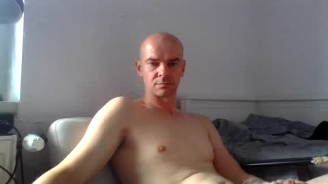 Snapshot of maserstti chatting on June 22, 2026, 4:04 pm maserstti online show from June 22, 2026, 4:04 pm