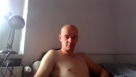 Snapshot of maserstti chatting on July 5, 2026, 10:22 am maserstti online show from July 5, 2026, 10:22 am
