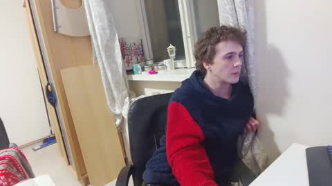 mash_potatoes_are_good online show from December 17, 2024, 2:44 am