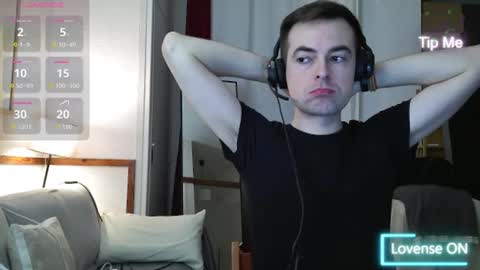 greenhot2 online show from February 12, 2026, 8:48 pm