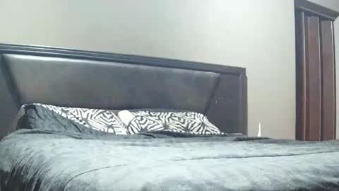 Snapshot of maskedfoxie chatting on June 6, 2026, 6:34 pm maskedfoxie online show from June 6, 2026, 6:34 pm