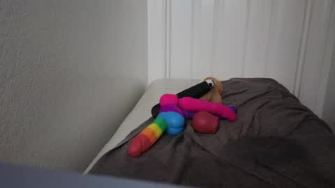 Snapshot of maskedmilf822397 chatting on May 17, 2026, 7:32 pm maskedmilf822397 online show from May 17, 2026, 7:32 pm
