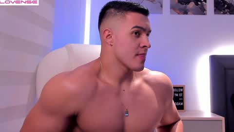 Mason Bennet online show from January 12, 2025, 7:11 am