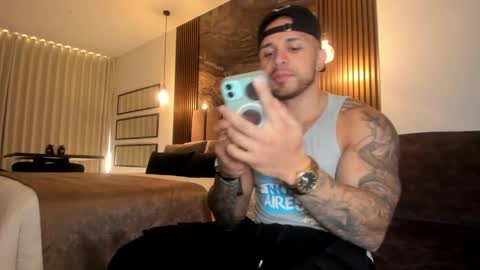 Snapshot of mason_fit chatting on February 7, 2025, 9:15 pm Mason Andre online show from February 7, 2025, 9:15 pm