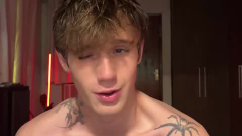 Mason online show from December 17, 2025, 4:02 pm