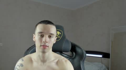 Snapshot of mason_warhol chatting on December 30, 2024, 8:47 pm Mason online show from December 30, 2024, 8:47 pm