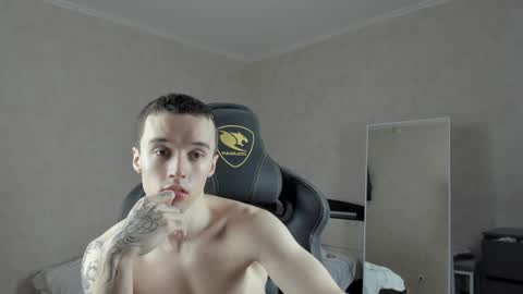 Snapshot of mason_warhol chatting on January 14, 2025, 11:42 am Mason online show from January 14, 2025, 11:42 am