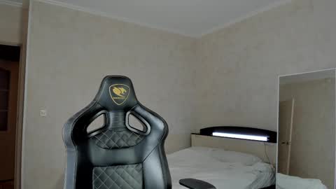 Snapshot of mason_warhol chatting on February 10, 2025, 9:47 pm Mason online show from February 10, 2025, 9:47 pm