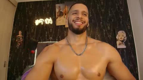 massimo_greco2 online show from January 15, 2026, 9:51 pm