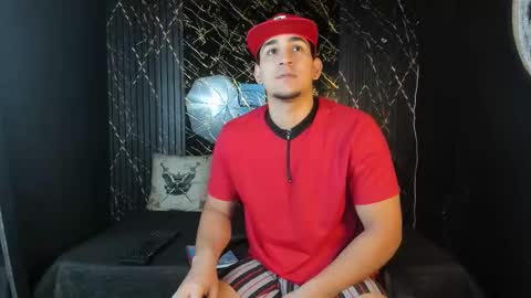 Snapshot of massimo_vidal chatting on February 19, 2026, 12:23 pm massimo_vidal online show from February 19, 2026, 12:23 pm