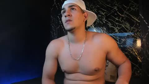 massimo_vidal online show from May 26, 2026, 10:17 pm