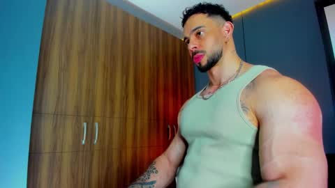 Snapshot of massimo_visconti chatting on February 6, 2026, 11:24 am massimo online show from February 6, 2026, 11:24 am