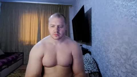 Snapshot of massiveman295139 chatting on July 19, 2026, 2:43 pm massiveman online show from July 19, 2026, 2:43 pm