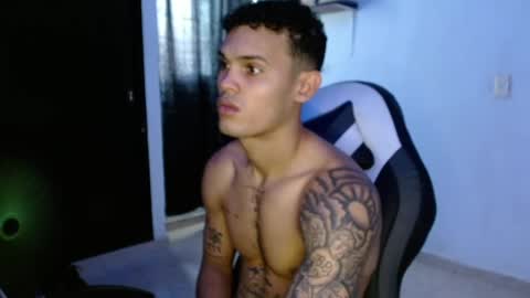 master_black777 online show from April 14, 2026, 3:51 pm