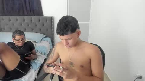 master_boy28 online show from October 18, 2025, 8:09 pm