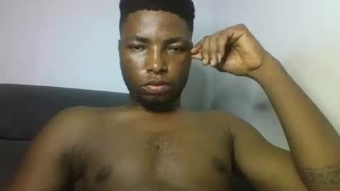 Snapshot of master_kael chatting on December 21, 2025, 3:24 am Master Kael online show from December 21, 2025, 3:24 am