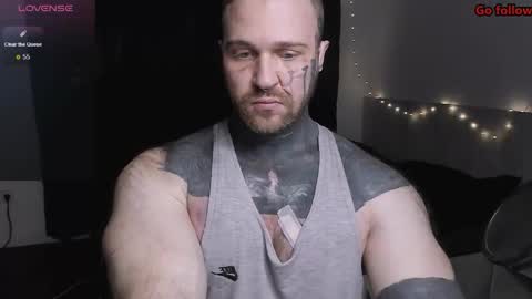 Snapshot of master_oil chatting on February 3, 2026, 5:40 pm Huge Alex online show from February 3, 2026, 5:40 pm