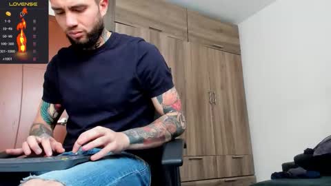 steven  online show from November 28, 2025, 3:36 pm