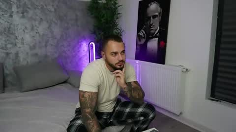 Snapshot of masterkingmuscle chatting on October 5, 2025, 8:29 pm masterkingmuscle online show from October 5, 2025, 8:29 pm