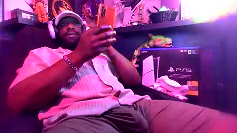 Snapshot of mastermarvel22 chatting on February 19, 2026, 7:15 am BlackMarvel online show from February 19, 2026, 7:15 am