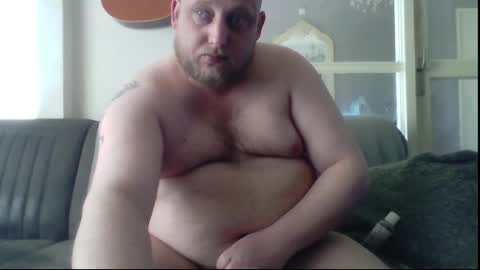 mastrubeertje1988 online show from April 25, 2026, 10:18 am