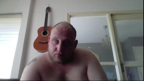 mastrubeertje1988 online show from April 27, 2026, 10:35 am