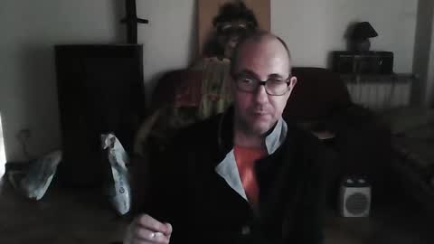 Snapshot of mat11efou chatting on February 14, 2025, 10:38 am mat11efou online show from February 14, 2025, 10:38 am