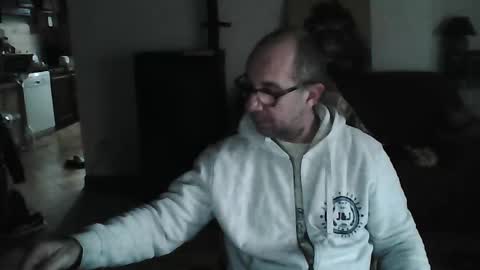 Snapshot of mat11efou chatting on February 26, 2025, 8:48 am mat11efou online show from February 26, 2025, 8:48 am