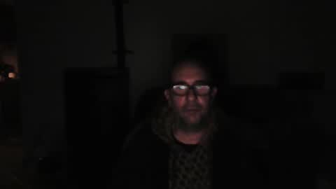 Snapshot of mat11efou chatting on March 2, 2025, 9:11 pm mat11efou online show from March 2, 2025, 9:11 pm