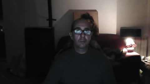 Snapshot of mat11efou chatting on March 3, 2025, 6:33 pm mat11efou online show from March 3, 2025, 6:33 pm