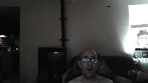 Snapshot of mat11efou chatting on March 9, 2025, 4:27 am mat11efou online show from March 9, 2025, 4:27 am