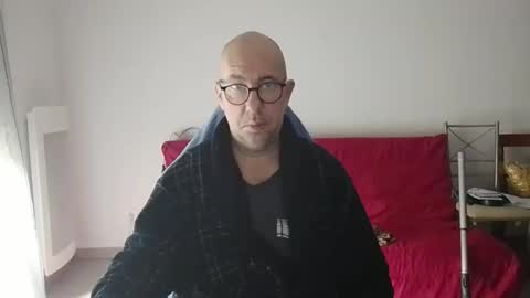 Snapshot of mat11efou chatting on November 7, 2025, 11:32 am mat11efou online show from November 7, 2025, 11:32 am