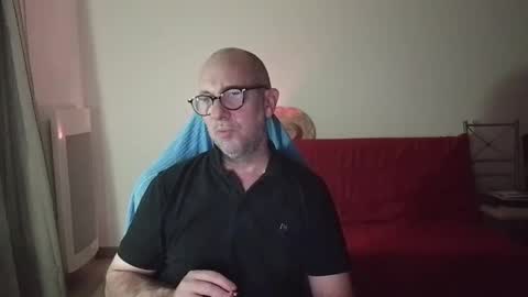 Snapshot of mat11efou chatting on November 9, 2025, 10:08 pm mat11efou online show from November 9, 2025, 10:08 pm